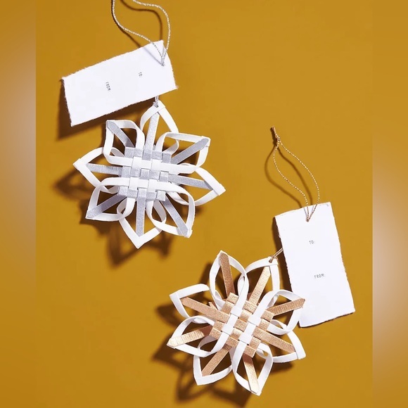 Woven Star Tie-Ons, Set of 2 - Picture 1 of 2